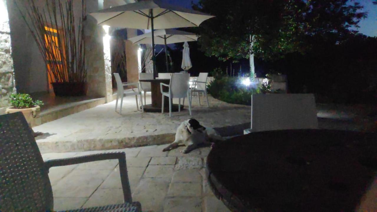 Le Corti Del Casale Bed & Breakfast Алберобело Екстериор снимка